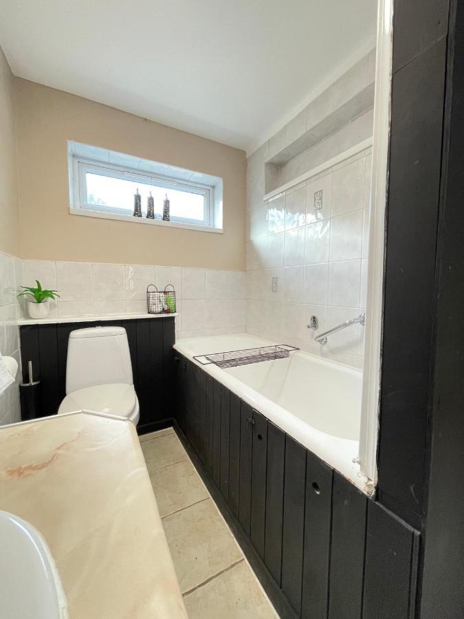 Lovely Dog Friendly, 3 Bed Home Sleeps 8, With Parking & Fenced Garden Work Contractor Leisure, Jasper CBG Buitenkant foto