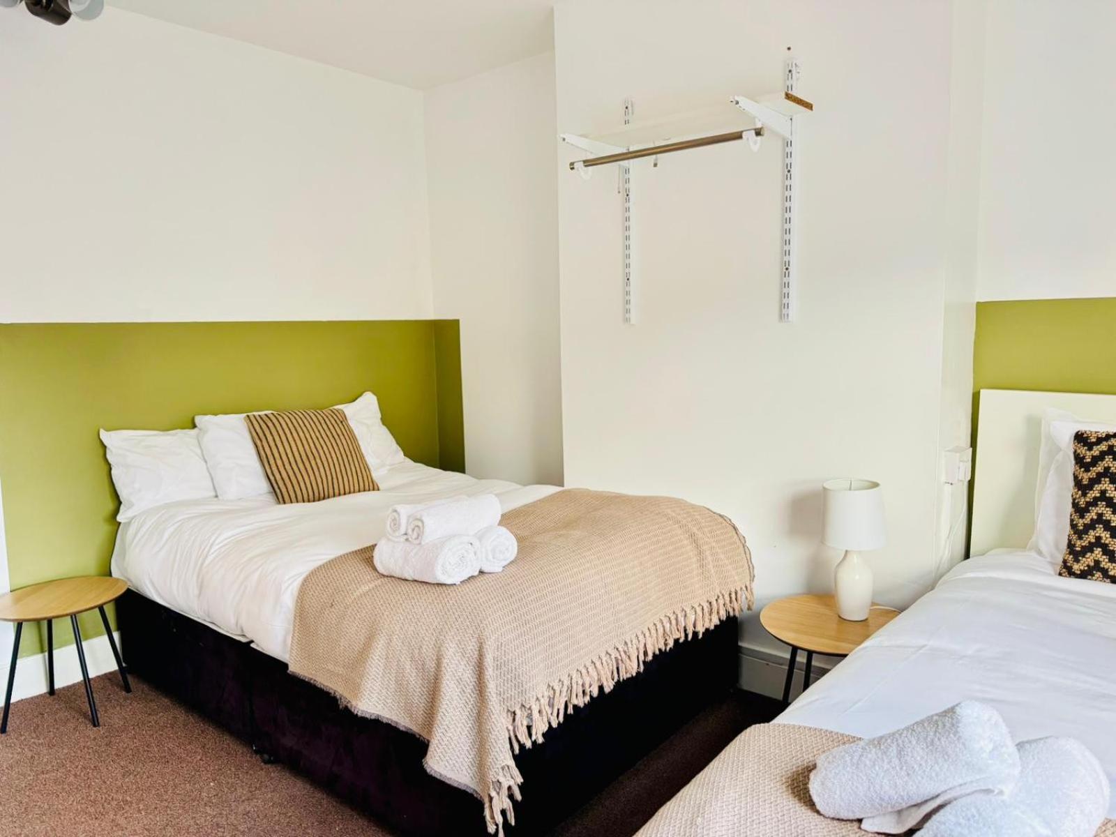 Lovely Dog Friendly, 3 Bed Home Sleeps 8, With Parking & Fenced Garden Work Contractor Leisure, Jasper CBG Buitenkant foto