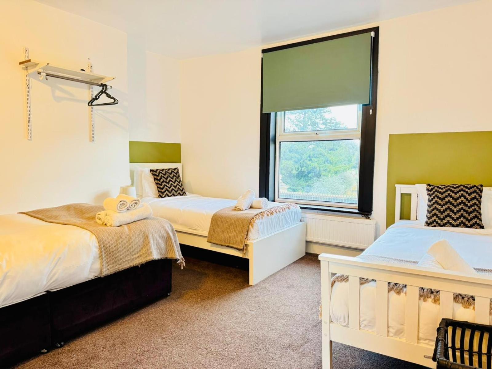Lovely Dog Friendly, 3 Bed Home Sleeps 8, With Parking & Fenced Garden Work Contractor Leisure, Jasper CBG Buitenkant foto