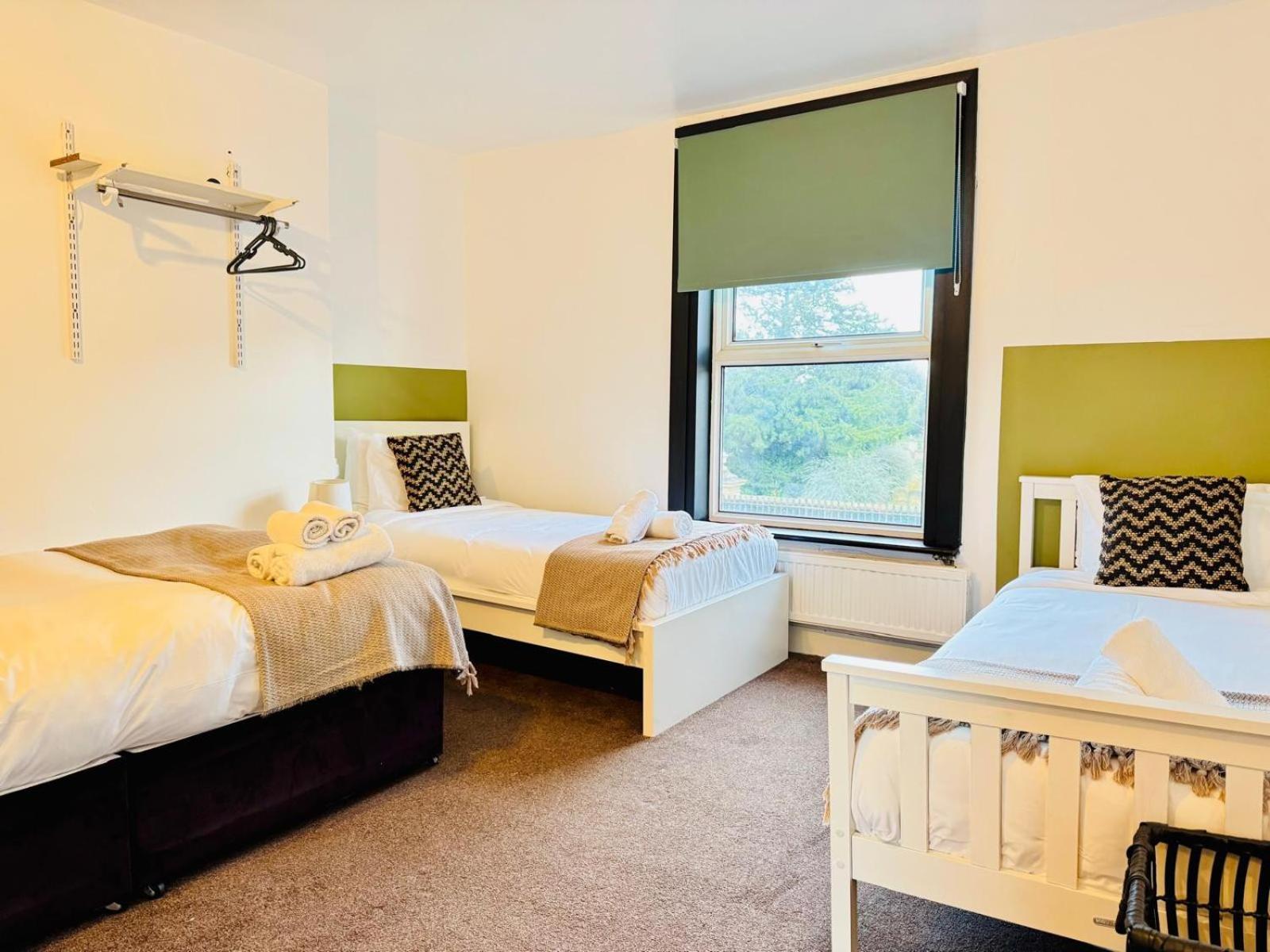 Lovely Dog Friendly, 3 Bed Home Sleeps 8, With Parking & Fenced Garden Work Contractor Leisure, Jasper CBG Buitenkant foto