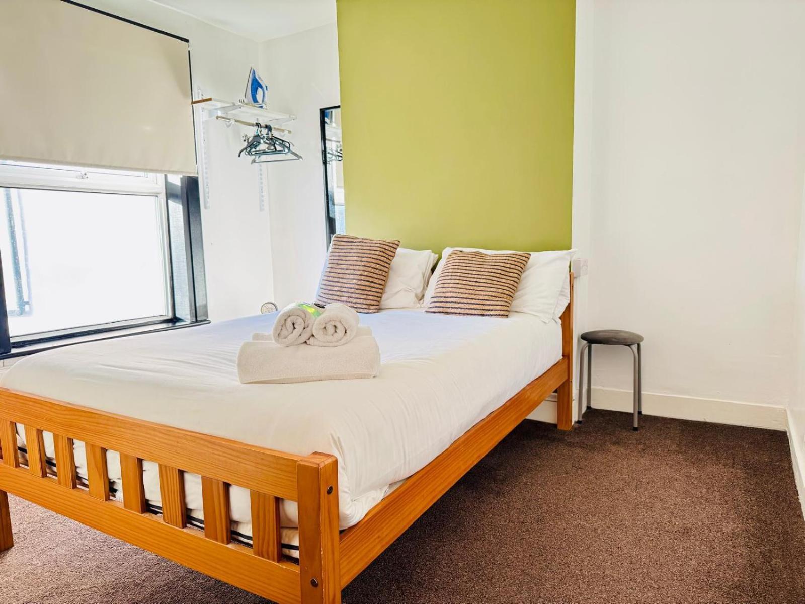 Lovely Dog Friendly, 3 Bed Home Sleeps 8, With Parking & Fenced Garden Work Contractor Leisure, Jasper CBG Buitenkant foto